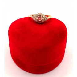 Złoty pierścionek z Brylantem i Diamentami PR.750 W:2,55gr R.12 InterSKLEP