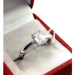 złoty pierścionek z diamentem 1,01ct Pr.750 W:2,25GR r.13