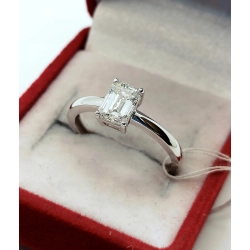 złoty pierścionek z diamentem 1,01ct Pr.750 W:2,25GR r.13