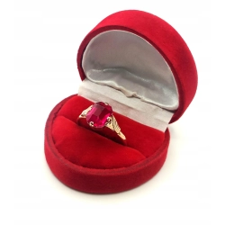 Złoty pierścionek z Rubinem synt. Pr.583 W:4,17gr Roz.21