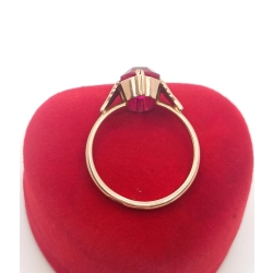 Złoty pierścionek z Rubinem synt. Pr.583 W:4,17gr Roz.21