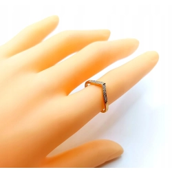 Złoty pierścionek z Diamentami 0,07ct Pr.750 W:1,48gr Roz.12