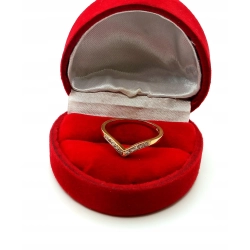 Złoty pierścionek z Diamentami 0,07ct Pr.750 W:1,48gr Roz.12