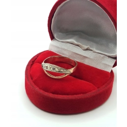 Złoty pierścionek płaski z cyrkoniami Pr.583 W:2,23gr R.13