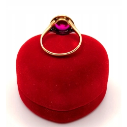 Złoty pierścionek z Rubinem PR.585 W:3,60gr R.17 InterSKLEP