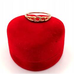 Złoty pierścionek z Cyrkoniami PR.333 W:1,06gr R.21 InterSKLEP