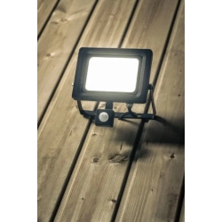 Naświetlacz led INEXT 50W z cz.ruchu 4000lm CW