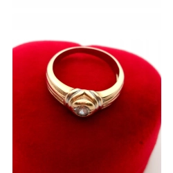 Złoty pierścionek z Cyrkonią Pr.585 W:4,17gr R.13 Szer:7mm