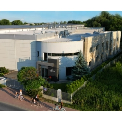 Serum wypełniające z mikroigłami do twarzy NEEDLE SHOT 30 ml 5GF [PRO]