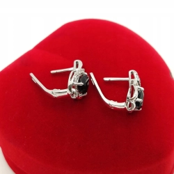 Złote kolczyki z Brylantami i Onyksami 0,10ct PR.585 W:3,09gr InterSKLEP