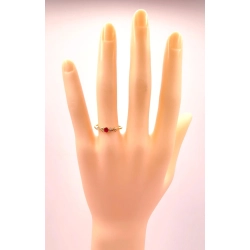 Złoty pierścionek z Cyrkoniami PR.333 W:0,87gr R.15 InterSKLEP