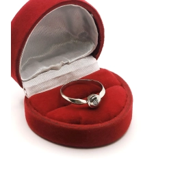 Złoty pierścionek z Diamentem 0,07ct Pr.585 W:1,87gr R.16