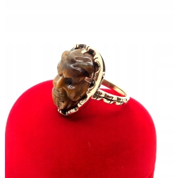 Złoty pierścionek sygnet z rzeźbą w Tygrysim Oku Pr.585 W:8,36gr R.17