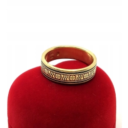 Złota obrączka zdobiona emalią szer.7mm Pr.750 W:12,53gr Roz.23