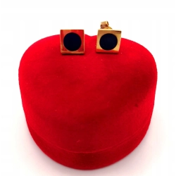 Złote kolczyki z Onyksem sztyft PR.585 W:3,11gr InterSKLEP