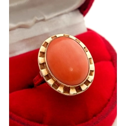 Złoty pierścionek z Koralem Pr.585 W:4,79gr Roz.15