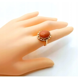 Złoty pierścionek z Koralem Pr.585 W:4,79gr Roz.15