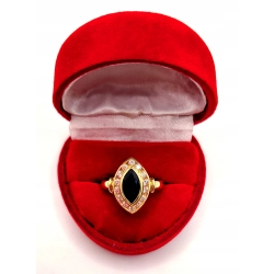 Złoty pierścionek z Onyksem i Cyrkoniami PR.585 W:4,25gr R.18 InterSKLEP