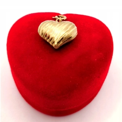 Złota zawieszka charms Serce PR.333 W:0,95gr InterSKLEP
