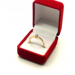 Złoty pierścionek z Brylantem 0,07ct Pr.585 W:2,22gr R.12