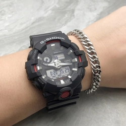 Zegarek męski Casio analogowo-cyfrowy GA-700-1AER sportowy 200 m
