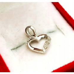 Złota zawieszka Serce z mini diamencikami Białe złoto Pr.585 W:0,53gr
