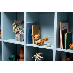Zestaw klocków LEGO Pokemon Eevee 587 elementów 72151 InterSKLEP