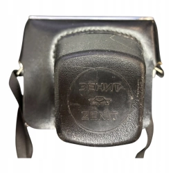 Aparat ZENIT 11 etui lampa błyskowa