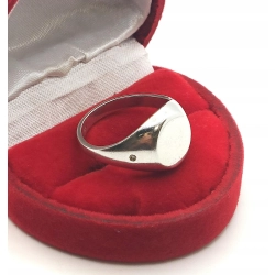 Srebrny sygnet W.KRUK diamenciki Kinga Rusin kol. Vis Pr.925 W:6,66gr R.15