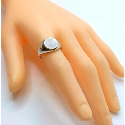 Srebrny sygnet W.KRUK diamenciki Kinga Rusin kol. Vis Pr.925 W:6,66gr R.15