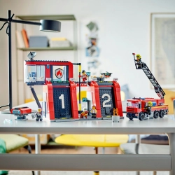 LEGO City Remiza strażacka z wozem strażackim 60414