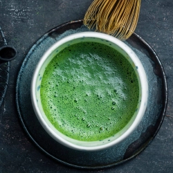 Moya Matcha Luksusowa ceremonialna japońska zielona herbata BIO 30g