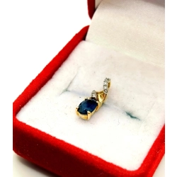 Złota zawieszka z Szafirem i mini diamencikami Pr.585 W:0,65gr
