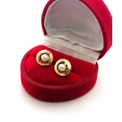 Złote kolczyki okrągłe z perłami Śred.1cm Pr.585 W:2,44gr sztyft