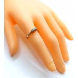 Złoty pierścionek z DIAMENTAMI 0,16ct PR.750 W:1,89gr R.12 InterSKLEP