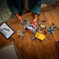 LEGO Star Wars 75421 Smart Play Myśliwiec TIE Dartha Vadera UWAGA OPIS